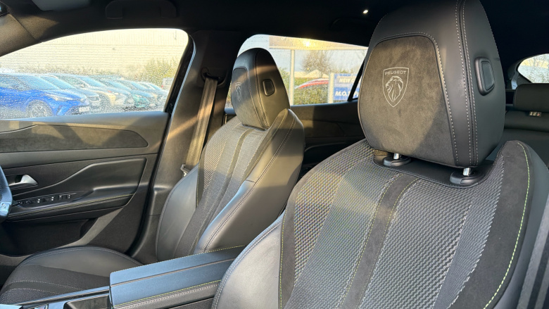 Peugeot 408 158kW GT 58kWh 5dr Auto Electric Hatchback